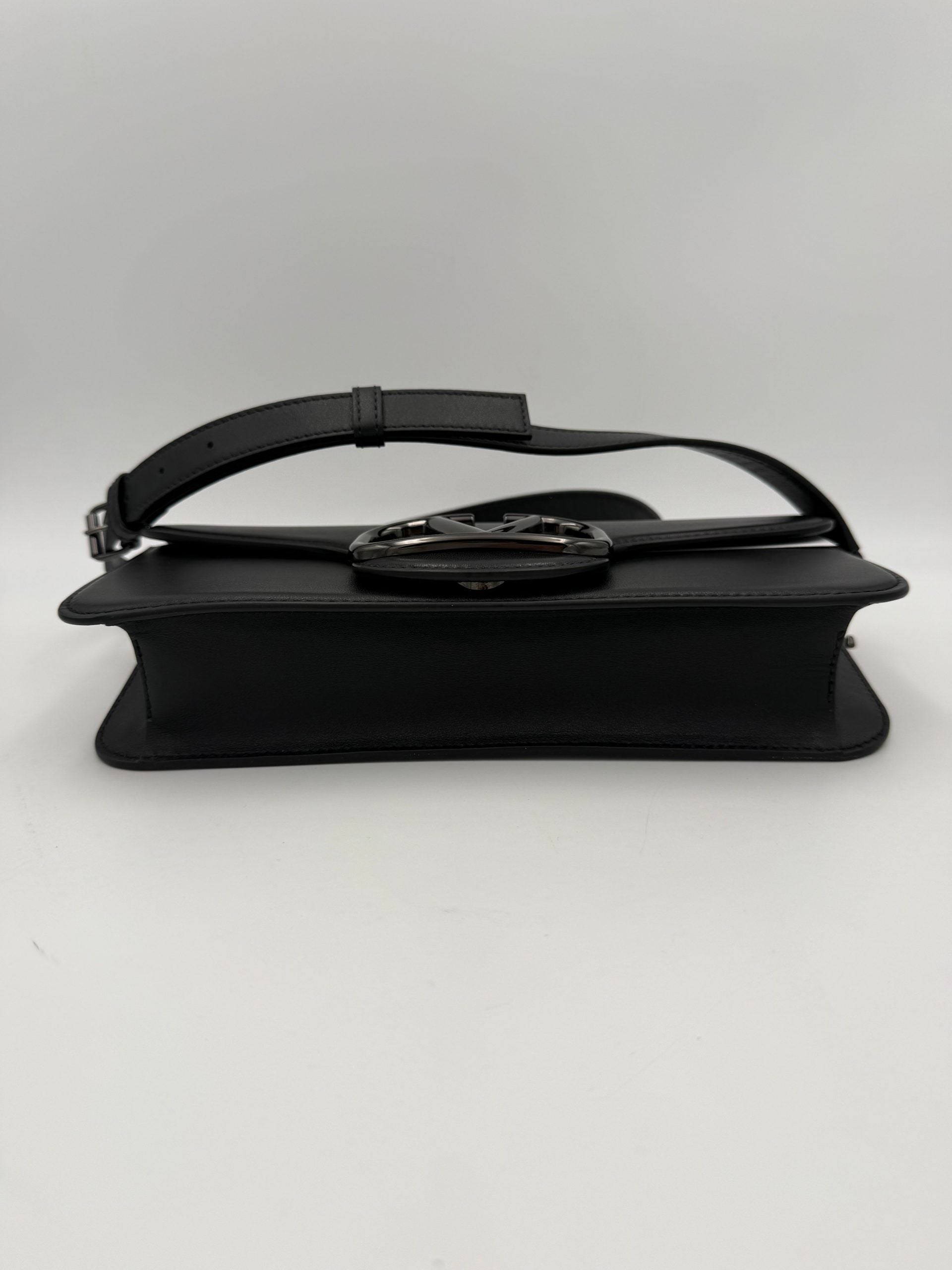 VALENTINO GARAVANI VLOGO Black Handbag