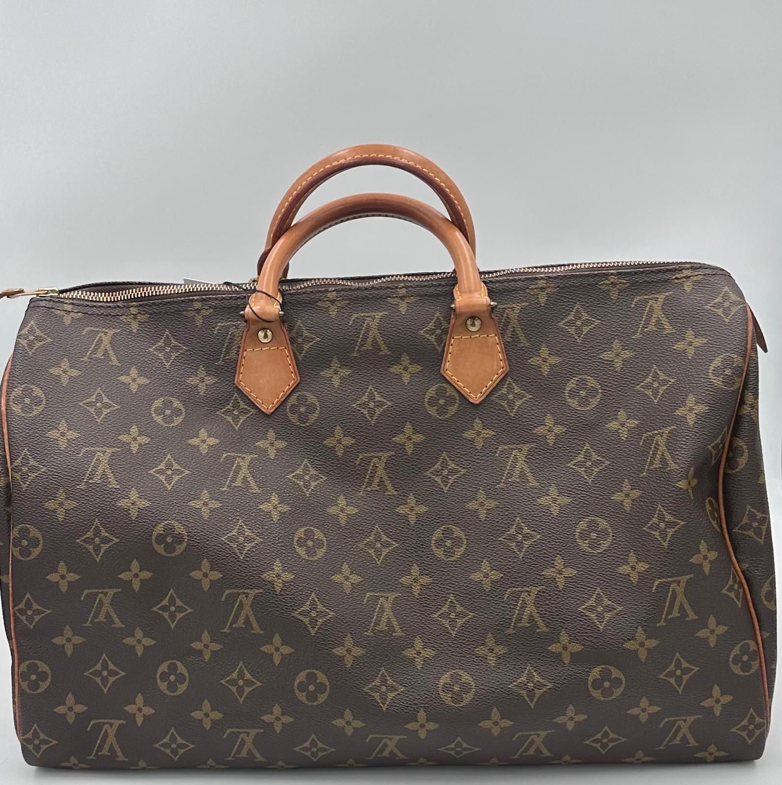 LOUIS VUITTON Speedy 40 Monogram Handbag