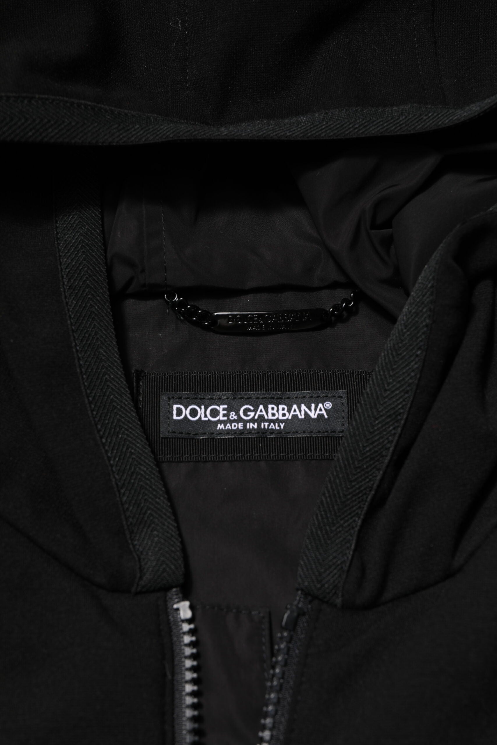 Black Sleeveless Hooded Logo Plaque Jacket
