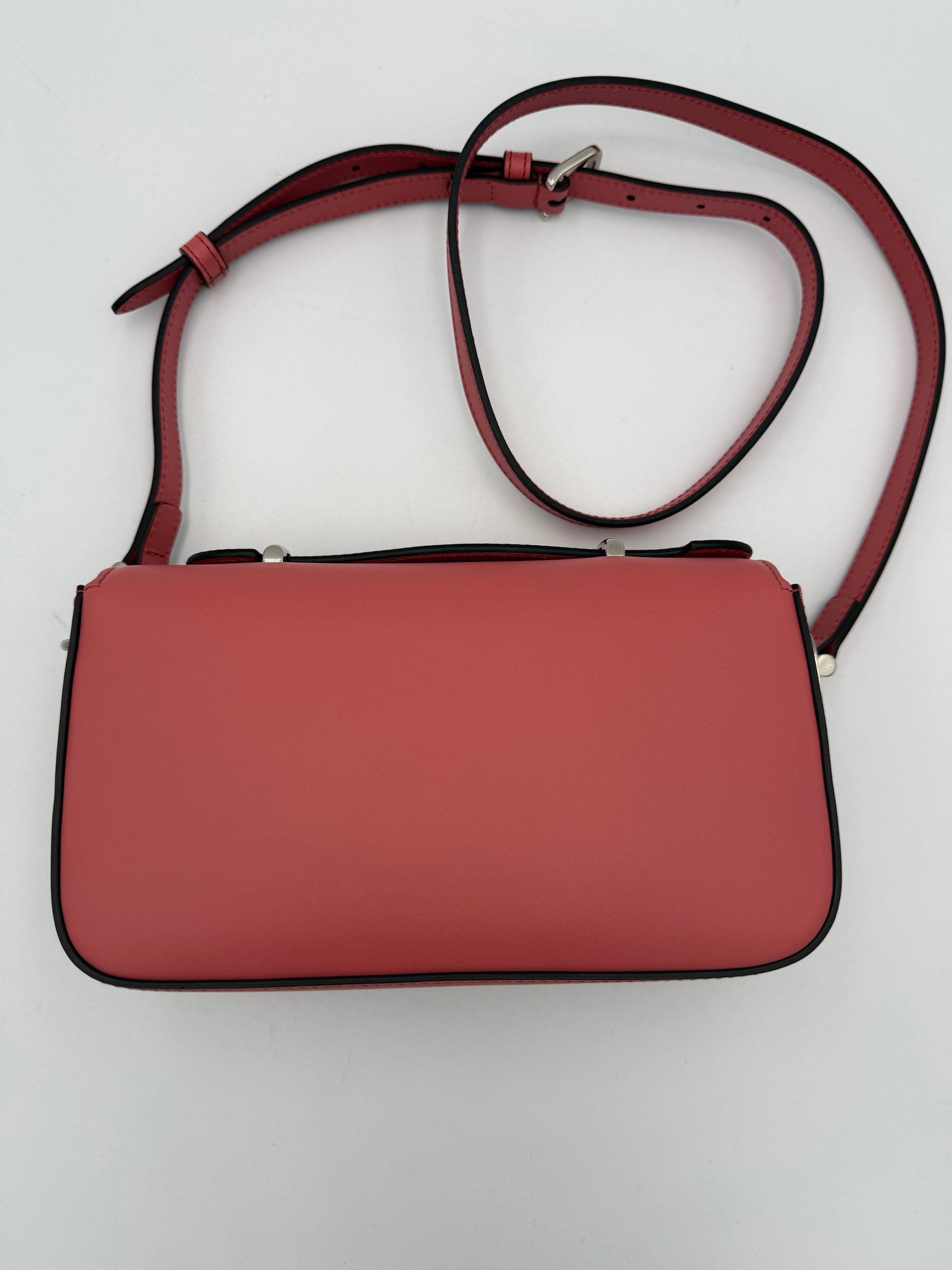 GUCCI GG Marmont in Leather Shoulder Bag